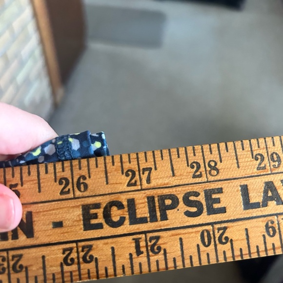 Sweaty Betty Power Leggings in Blue Hexagon 26.5” Size Medium Short - Picture 6 of 6